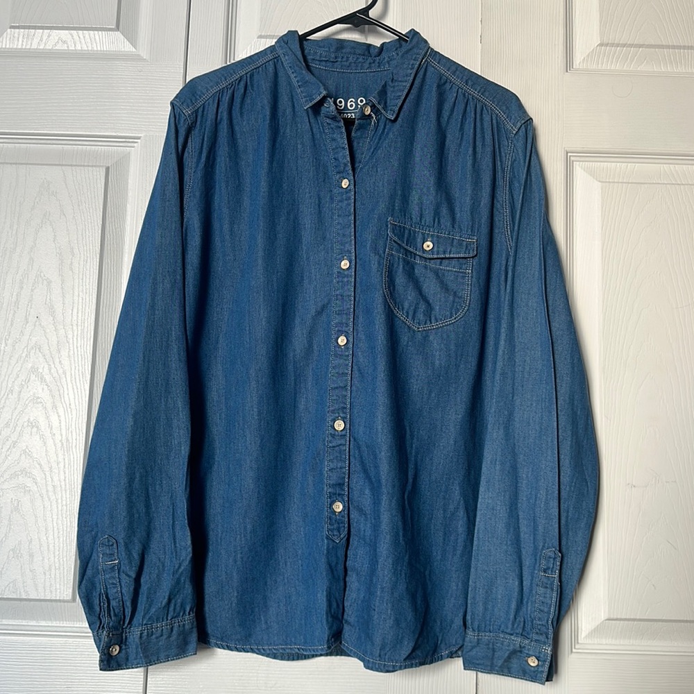 GAP Chambray Shirt